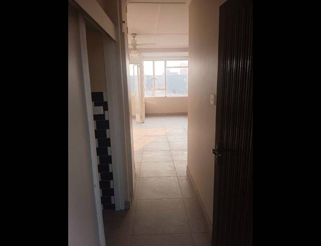 2.5 BEDROOM APARTMENT FOR SALE IN BULWER